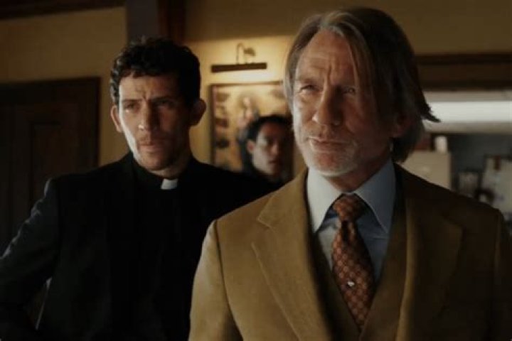 A Knives Out Mystery parents guide and age rating