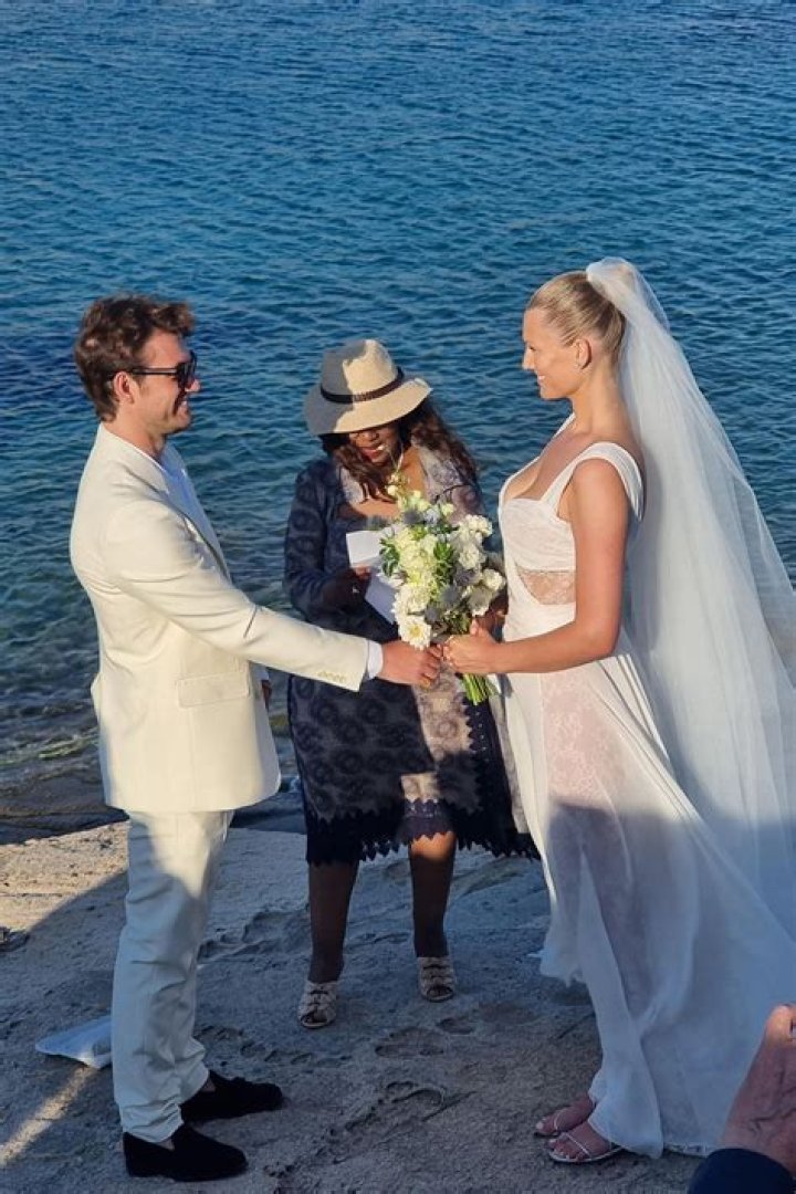 Alex Pettyfer and fiancee Toni Garrn had a secret wedding last weekend!