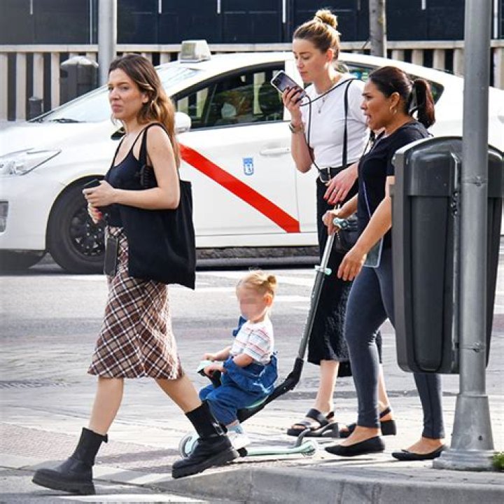 Amber Heard Quietly Quit Hollywood and Relocated to Madrid with Her Child!