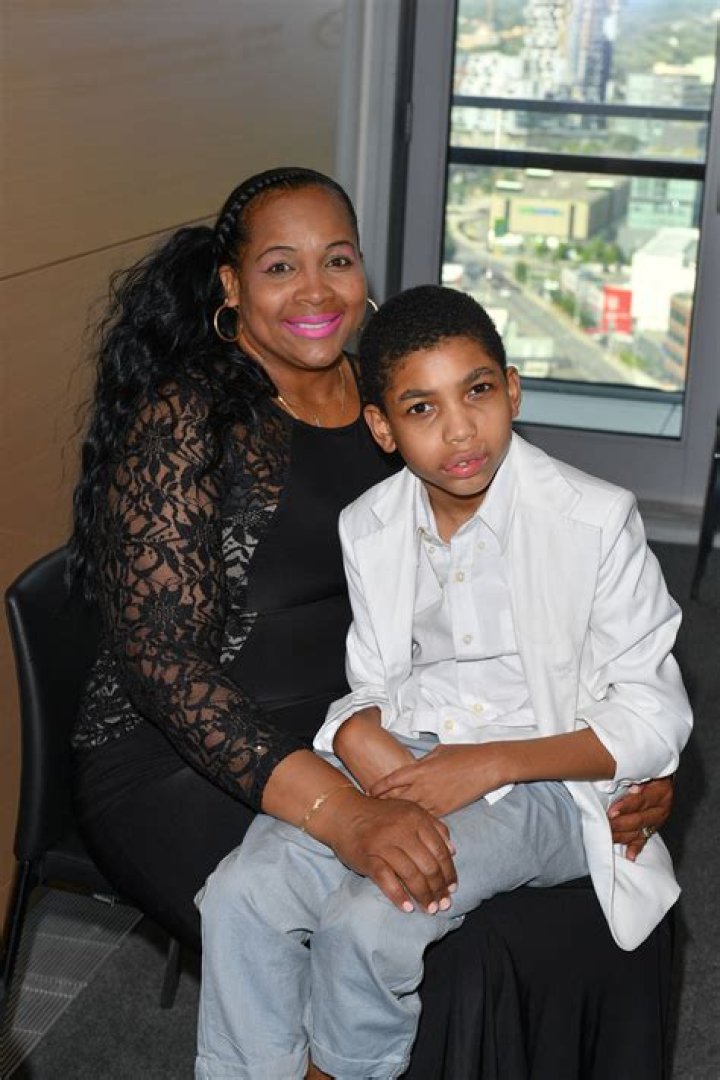 Andrea Thompson - Age, Family, Bio