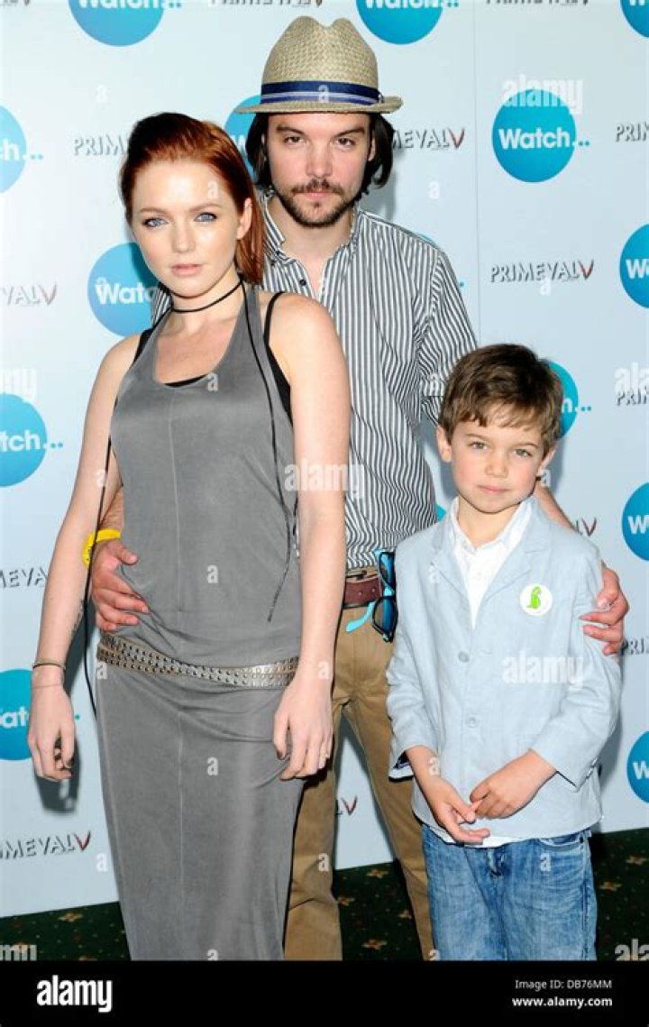 Andrew Lee Potts - Age, Family, Bio