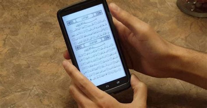 Can You Read Quran without Wudu On Phone?