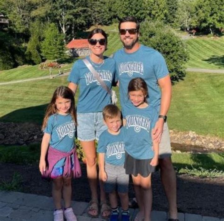 Charlie Cruz - Age, Family, Bio