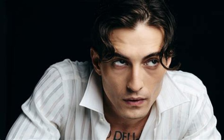 Damiano David Net Worth, Age, Girlfriend, Family, Biography & More