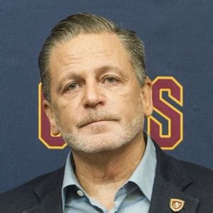 Dan Gilbert Bio (Wiki) 