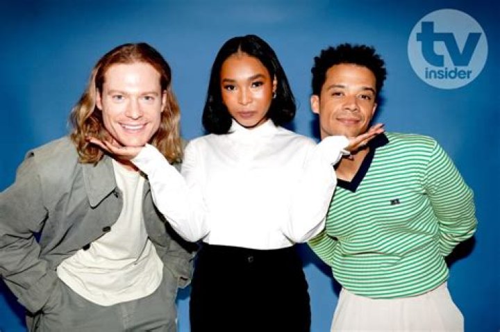 Delainey Hayles - Trivia, Family, Bio