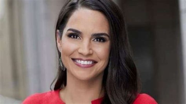 Diane Macedo Bio (Wiki) 