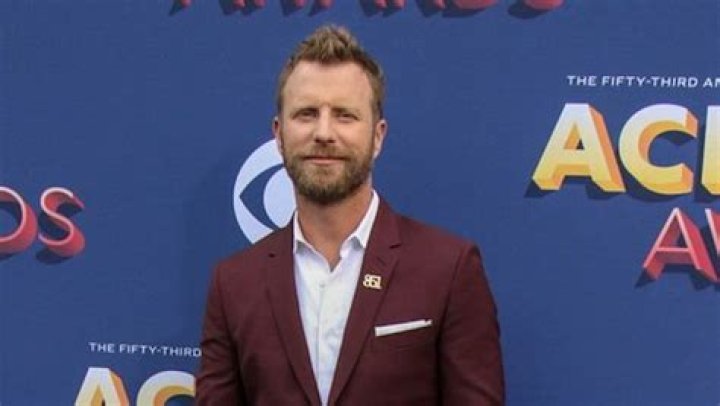 Dierks Bentley - Age, Family, Bio