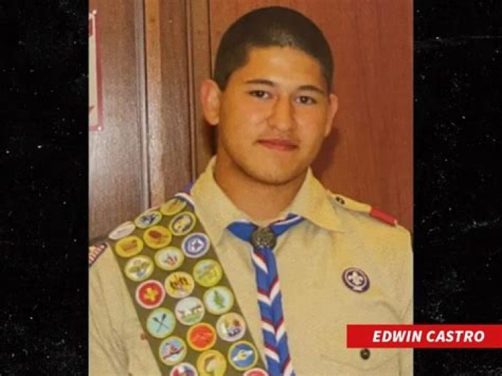 Edwin Castro - Age, Family, Bio