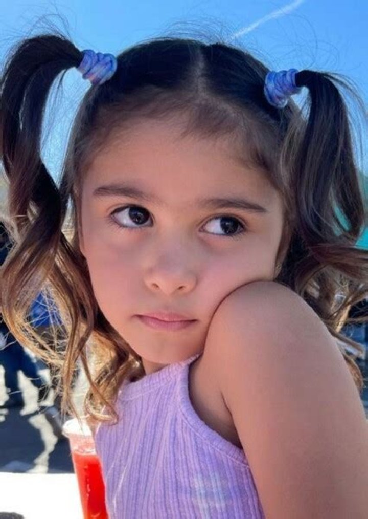 Elle Lively McBroom Bio (Wiki) 