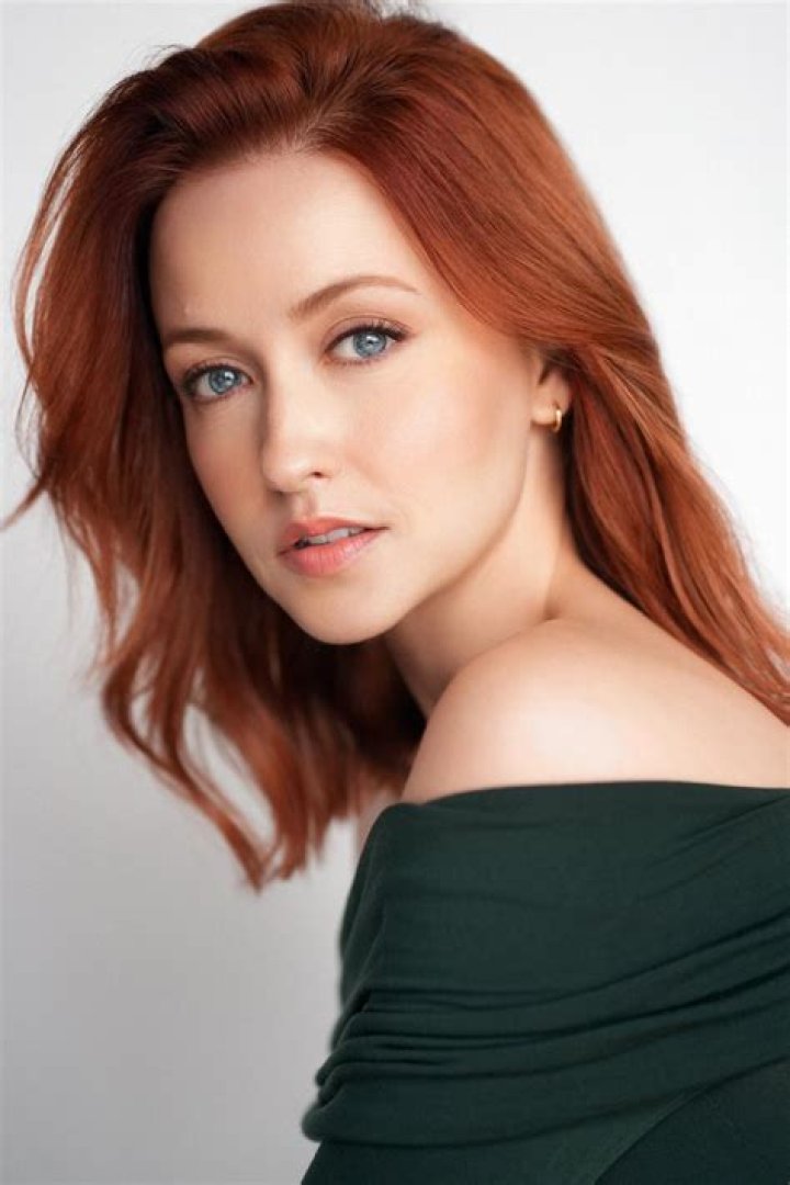 Emily Tennant Bio (Wiki) 