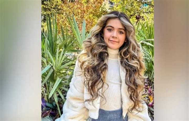 Faye Knightly Bio (Wiki) 