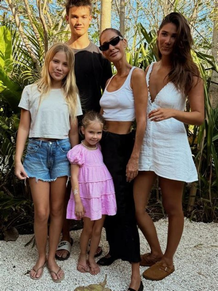 Former Olympian swimmer Michael Klim has a luxurious Balinese life as a multi-million dollar business owner and a single dad!