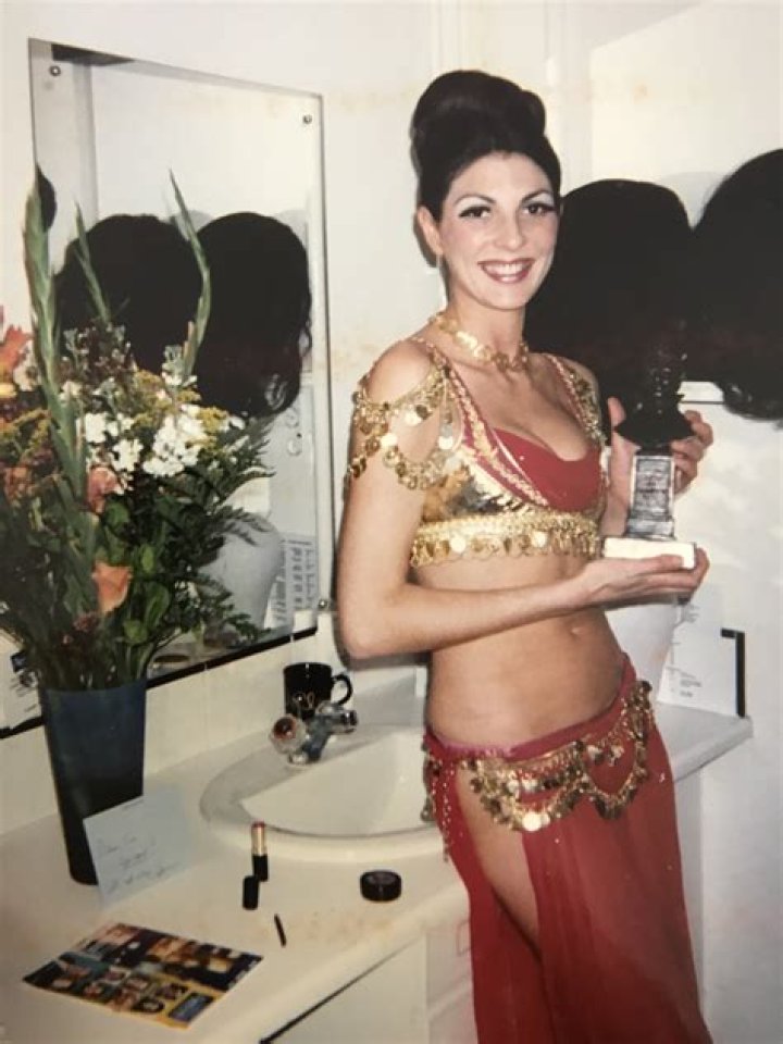 Gina Bellman - Age, Family, Bio