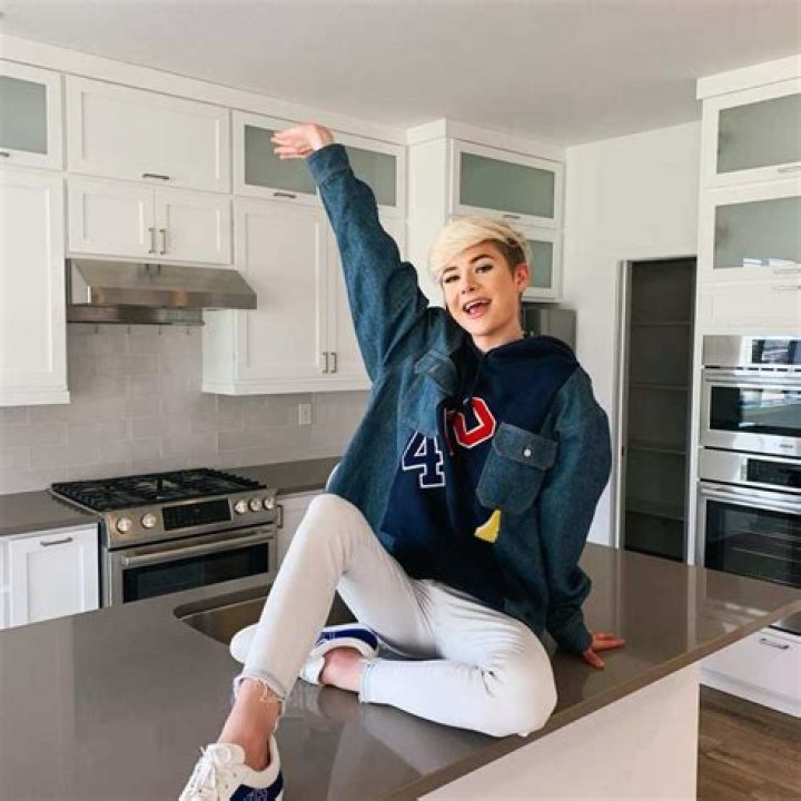 Golden Kye - Age, Family, Bio