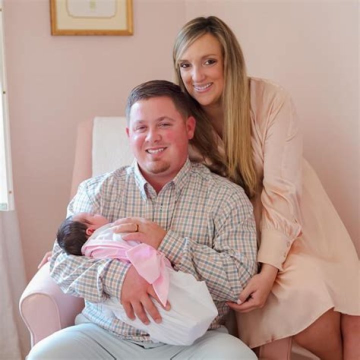 Hannah Ricketts - Trivia, Family, Bio