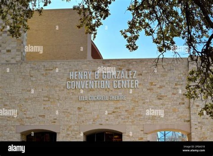 Henry B. Gonzalez - Trivia, Family, Bio