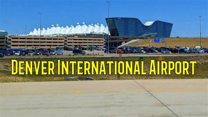 How do I get from Denver airport to Lakewood?