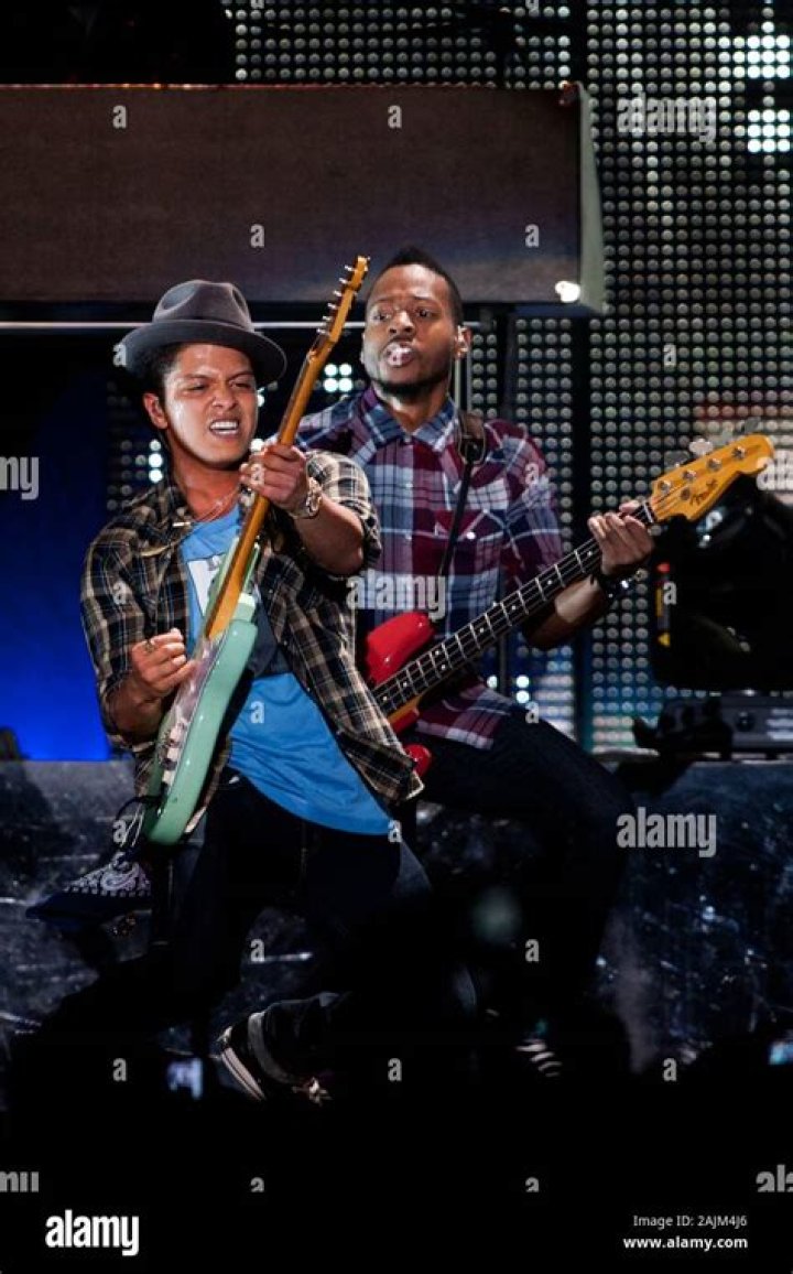 Jamareo Artis - Age, Family, Bio