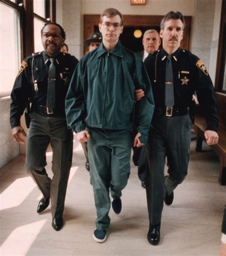 Jeffrey Dahmer height and weight