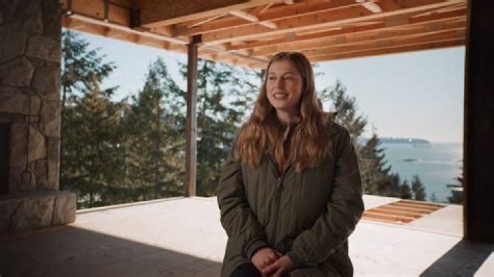 Jenna Phipps - Age, Family, Bio