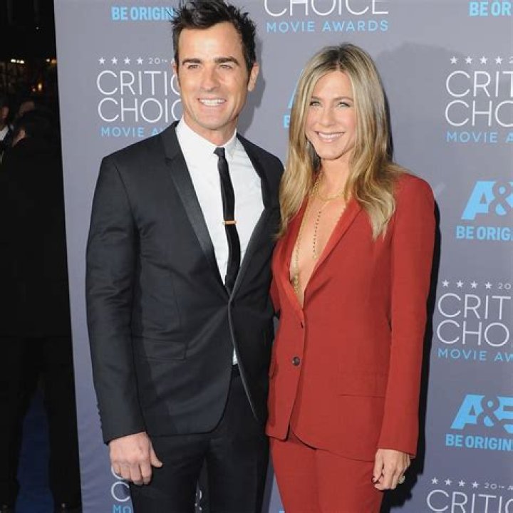 	Jennifer Aniston & Justin Theroux at ‘The Leftovers’ NYC premiere: cute & matchy?	