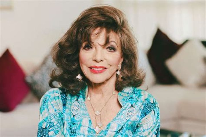 Joan Collins credits separate bathrooms for the success of her marriage