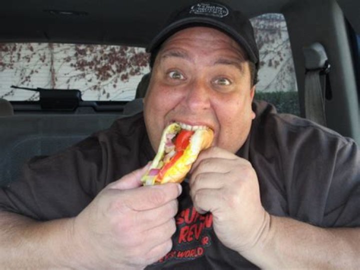 JoeysWorldTour - Age, Family, Bio