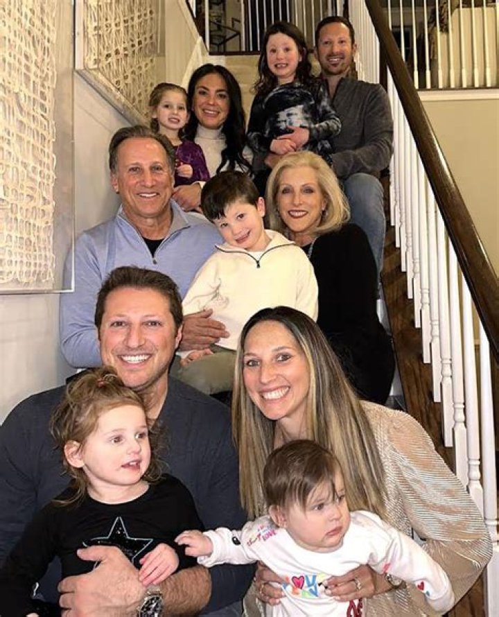 Jonathan Beck - Age, Family, Bio