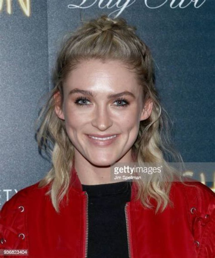 Julia McGuire Bio (Wiki) 