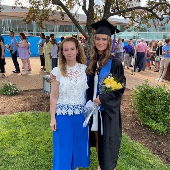 Kayla Ferrel - Age, Family, Bio