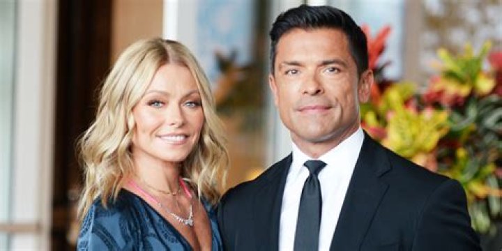 Kelly Ripa on why she’s not divorced from Mark Consuelos: ‘we just put our heads down’