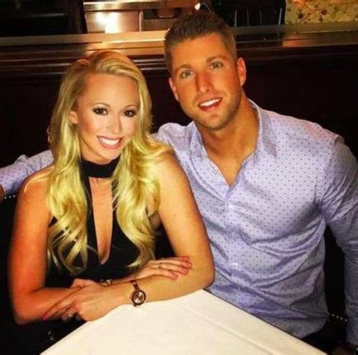 Kelsey Wingert Bio (Wiki) 