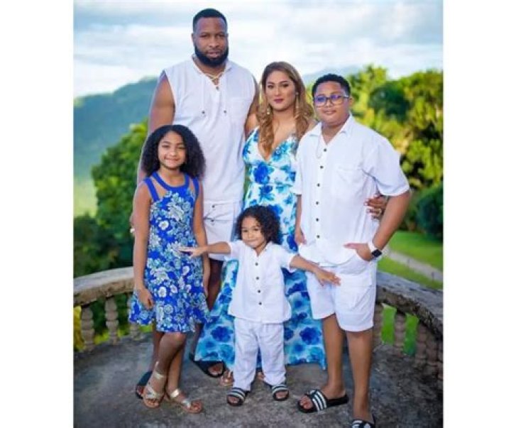 Kieron Moore - Age, Family, Bio