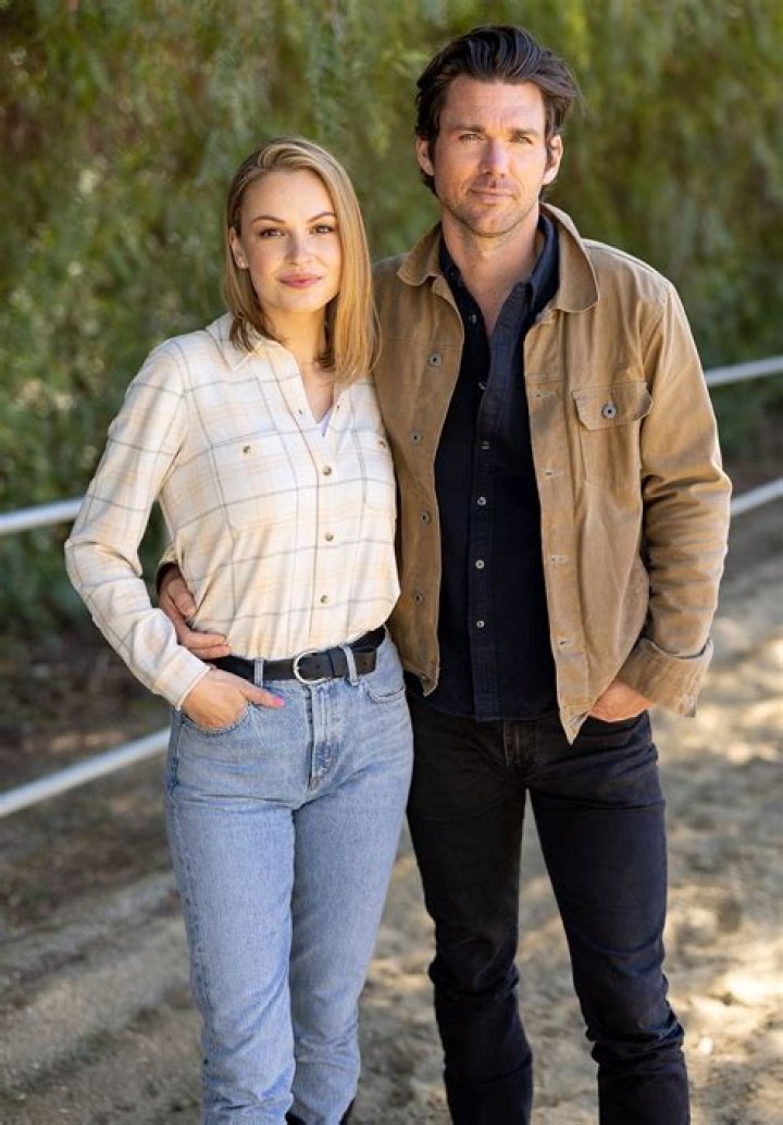 Kirbie Wallace Bio (Wiki) 