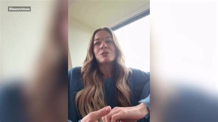 LeAnn Rimes shows off her new boob job in Mexico