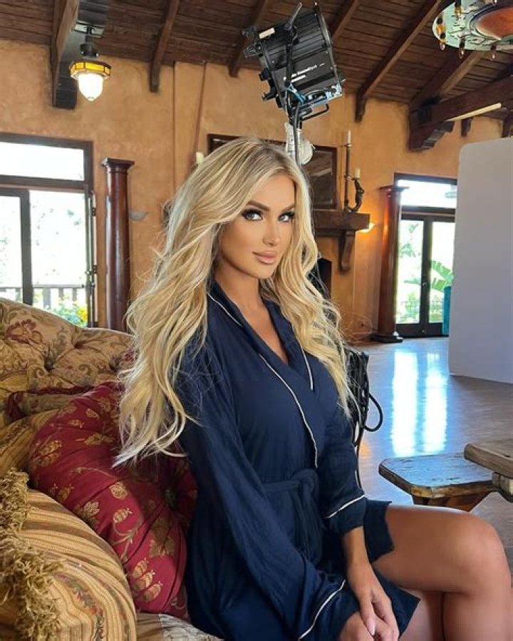 Leanna Bartlett - Age, Family, Bio