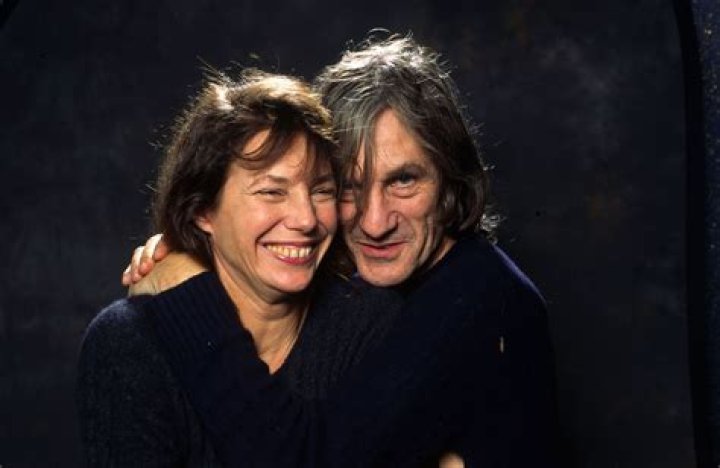 Lou Doillon Bio (Wiki) 