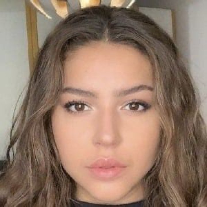 Mariam Raidi - Age, Family, Bio