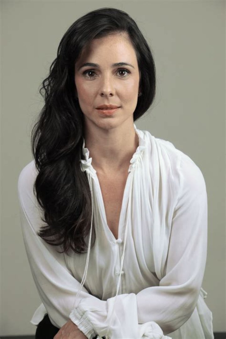 Miriam Freeland - Age, Family, Bio