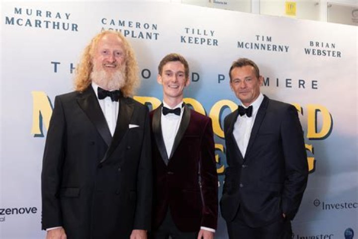 Murray McArthur Bio (Wiki) 