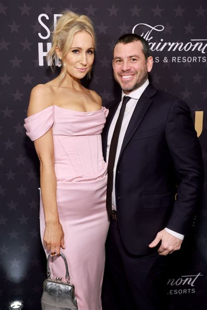 Nikki Sanderson is defending dating affairs with once married boyfriend