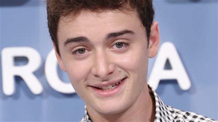 Noah Pescitelli - Age, Family, Bio