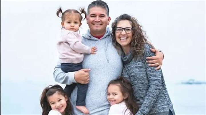 Omar Ruiz - Trivia, Family, Bio