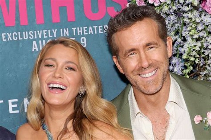 OMG: Blake Lively & Ryan Reynolds were quietly married in South Carolina