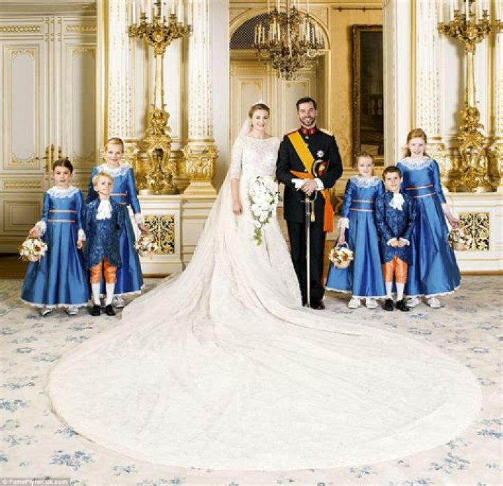 Prince Guillaume of Luxembourg marries Elie Saab-clad Countess Stephanie