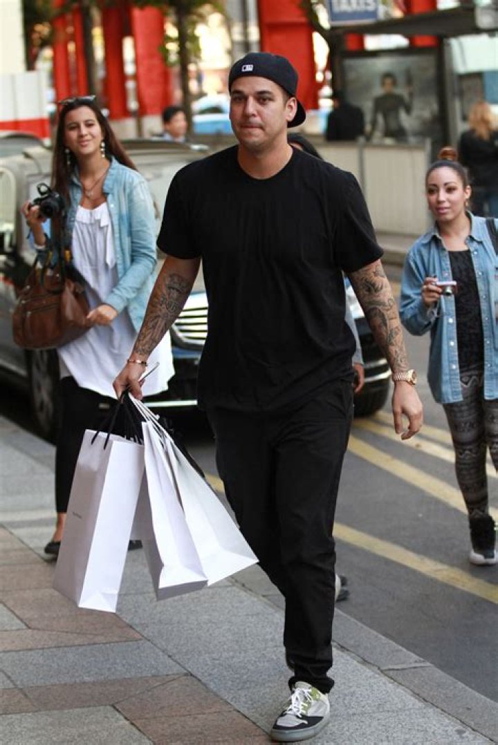 Rob Kardashian’s ’25 things’ are about as vapid & dumb as you’d expect