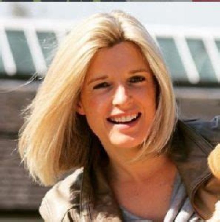 Sarah Stirk Bio (Wiki) 