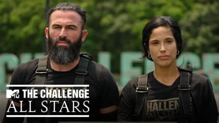 Shane Landrum - Age, Family, Bio