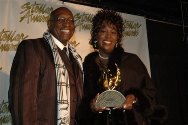 Who is Tramaine Hawkins husband?